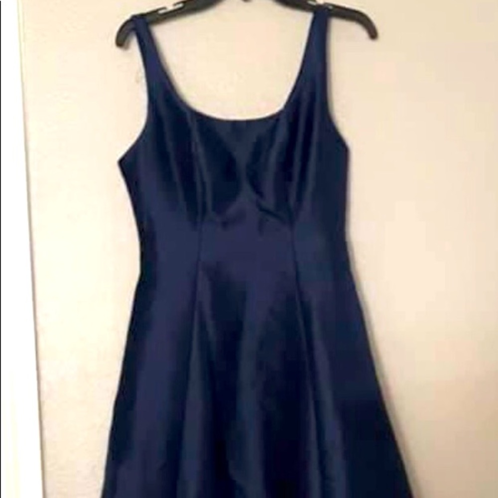 Long, Navy blue formal size 9/10 by Bee Darlin